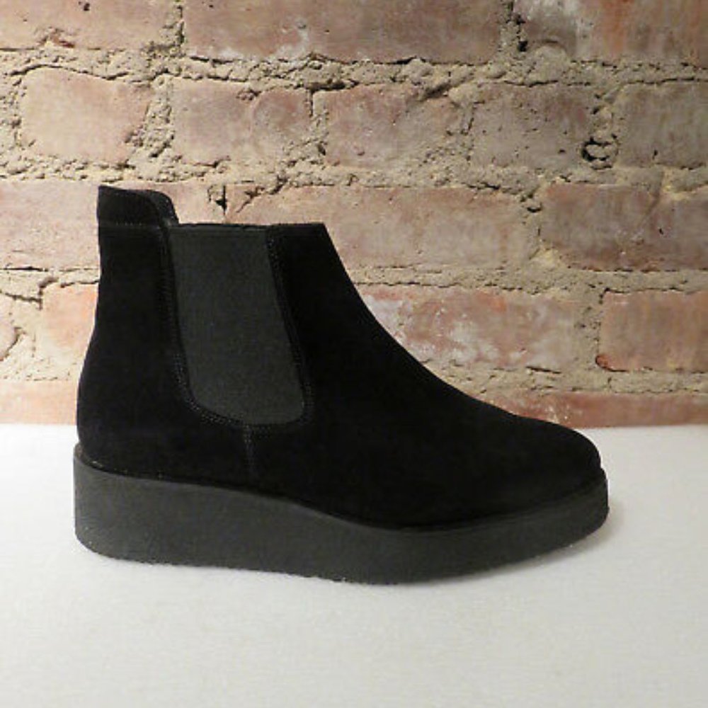 Clarks Suede Ornella Chelsea Boot